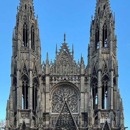 Appartamento Chic Oasis In Rouen Esterno foto