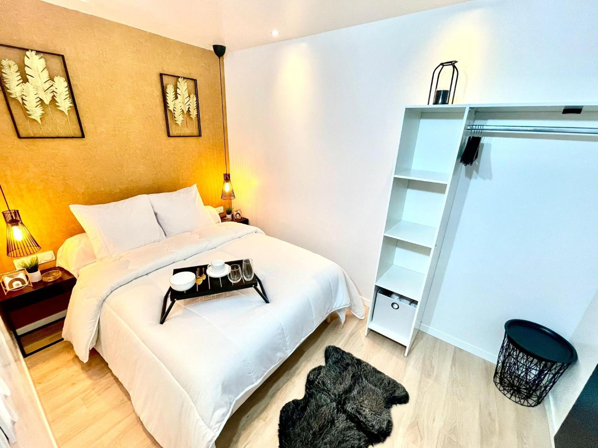 Appartamento Chic Oasis In Rouen Esterno foto