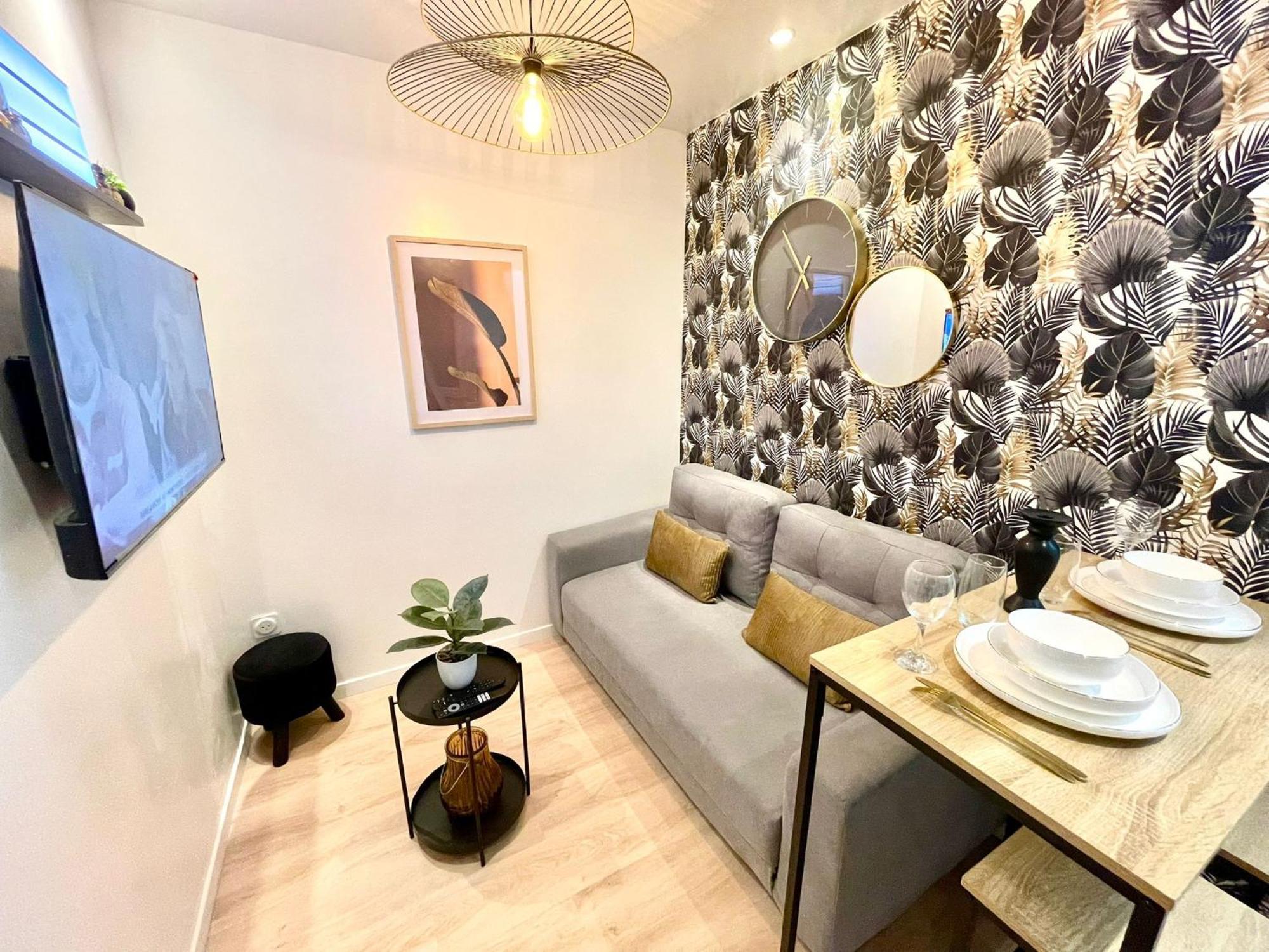 Appartamento Chic Oasis In Rouen Esterno foto