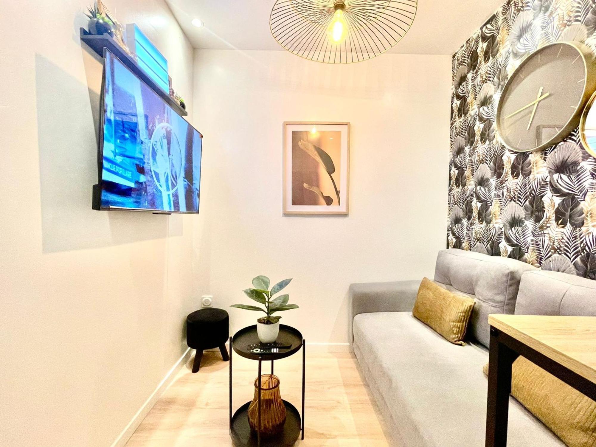 Appartamento Chic Oasis In Rouen Esterno foto